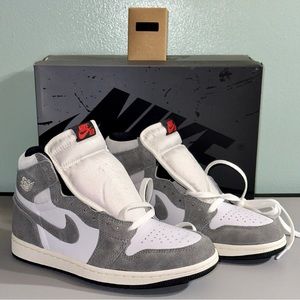Nike Air Jordan 1 High Retro OG ‘Black and Smoke Grey’